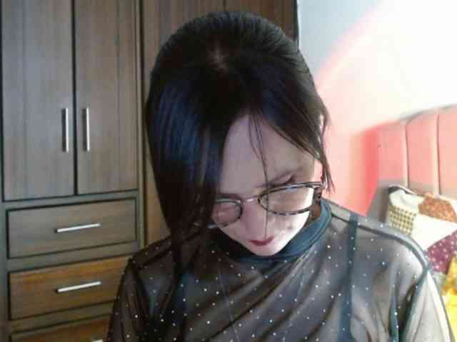 ValeriaGomezz webcam