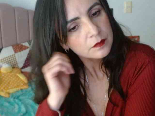 ValeriaGomezz webcam