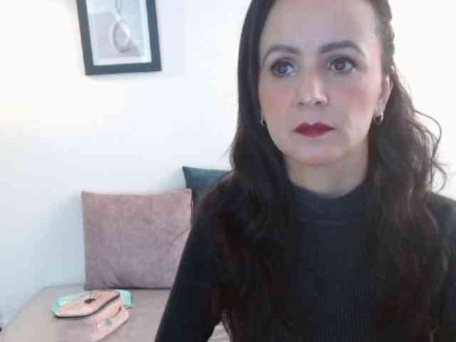 ValeriaGomezz webcam