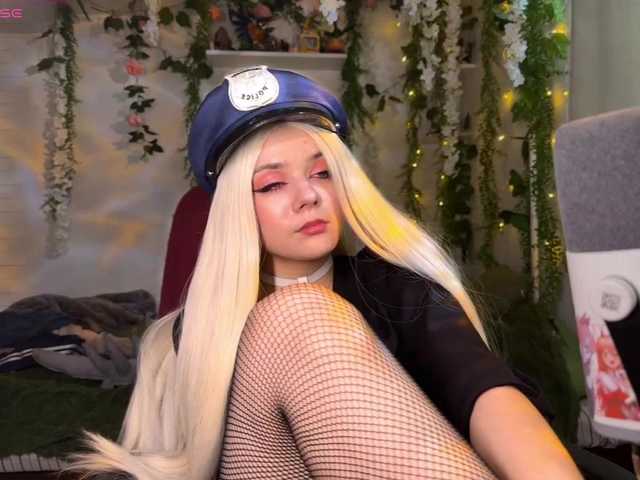 Nightmare-Moon live cam on BongaCams