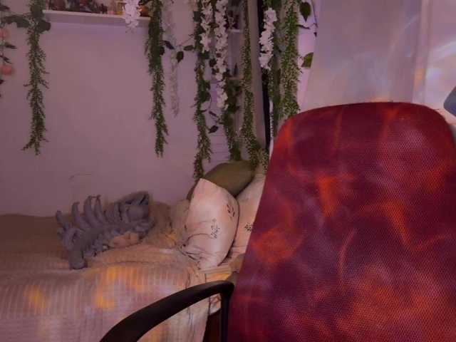 Nightmare-Moon live cam on BongaCams