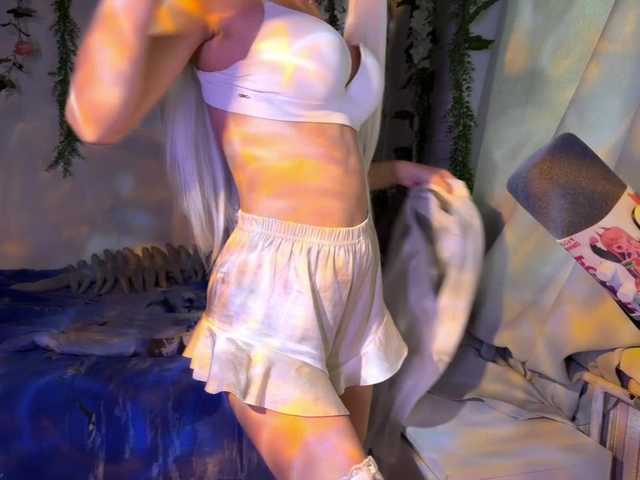 Nightmare-Moon live cam on BongaCams