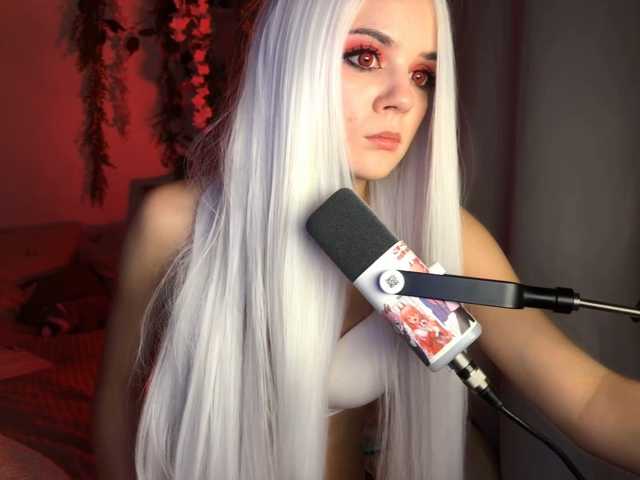 Nightmare-Moon live cam on BongaCams