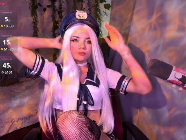 Nightmare-Moon live cam on BongaCams