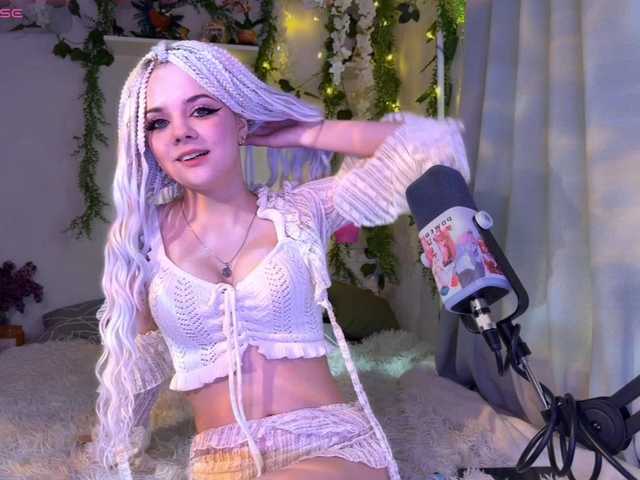 Nightmare-Moon live cam