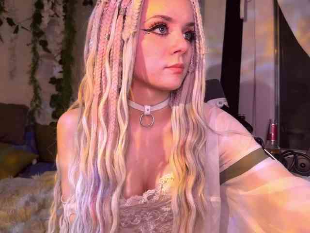 Nightmare-Moon webcam