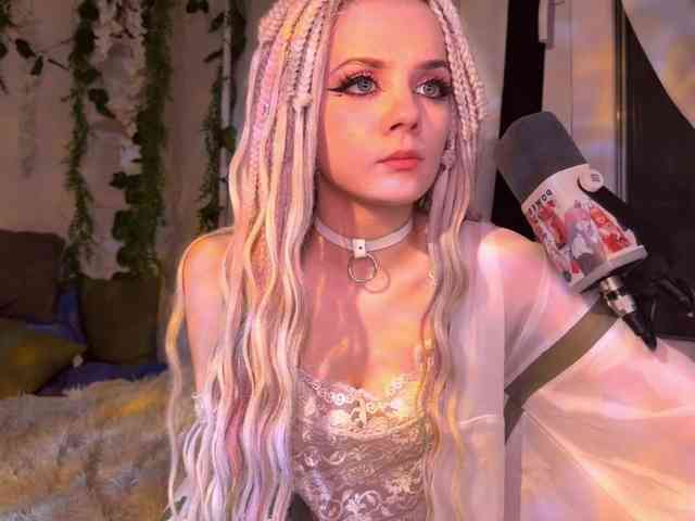 Nightmare-Moon webcam