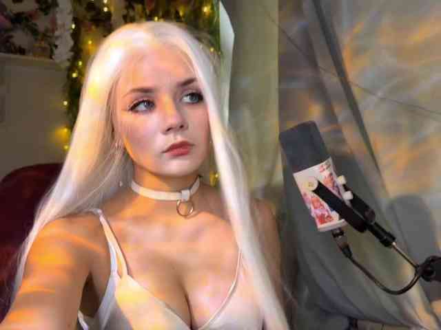 Nightmare-Moon webcam