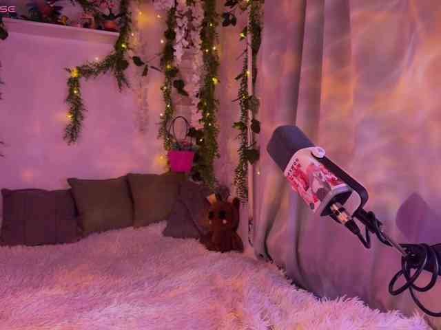 Nightmare-Moon webcam