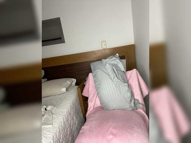 Lia906's BongaCams show and profile