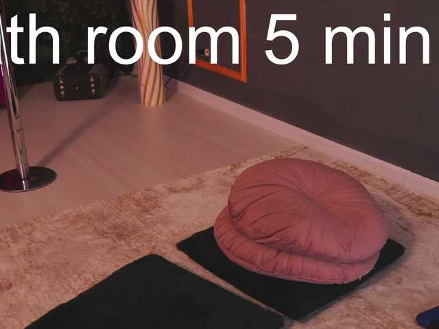 BurgundyMuse's BongaCams show and profile