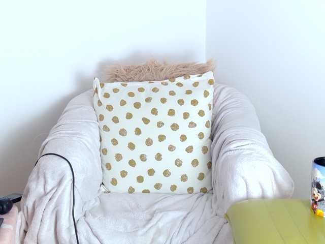 RebeFucksonn live cam on BongaCams
