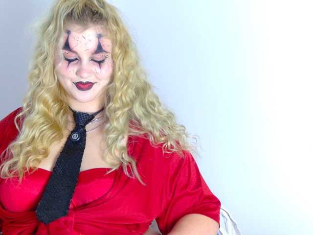 RebeFucksonn live cam on BongaCams
