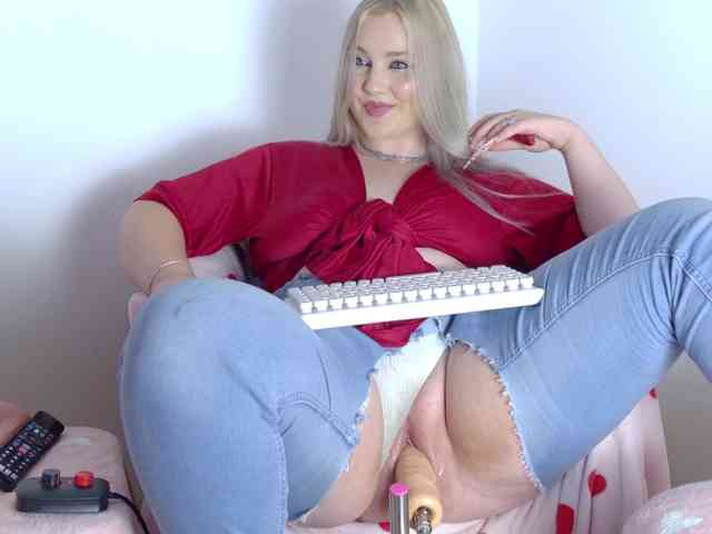 RebeFucksonn webcam