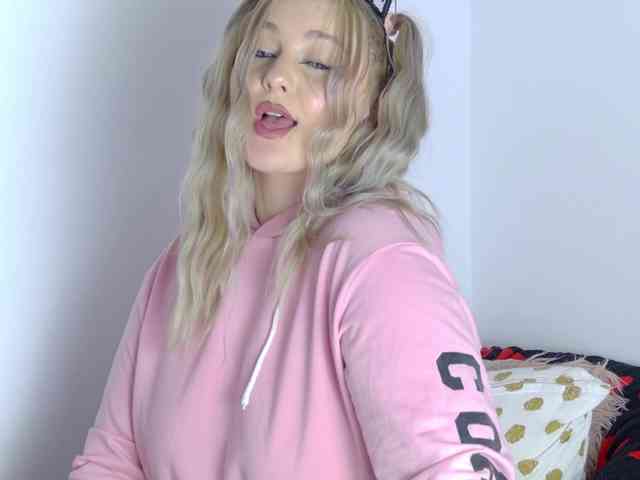 RebeFucksonn