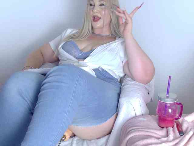 RebeFucksonn