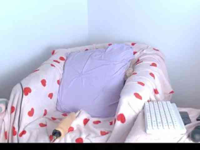 RebeFucksonn webcam