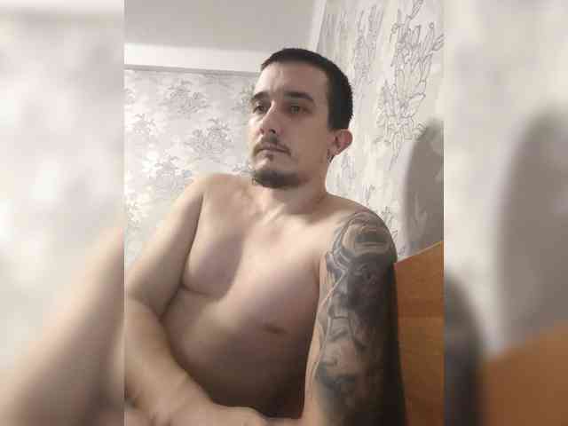 MrForYourEyesOnly Sex Cam Show