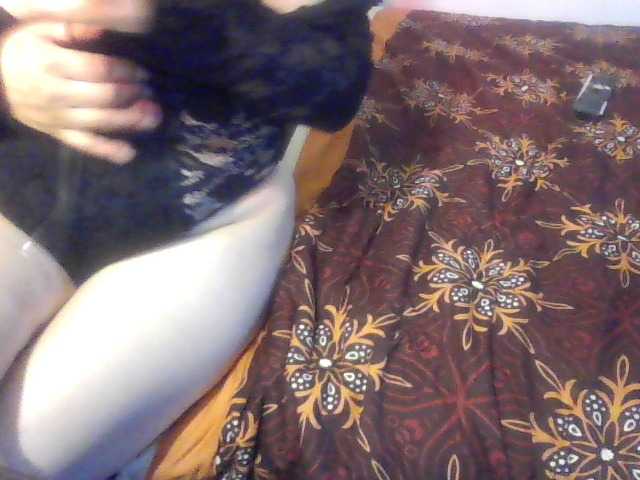 BellaMichu's BongaCams show and profile