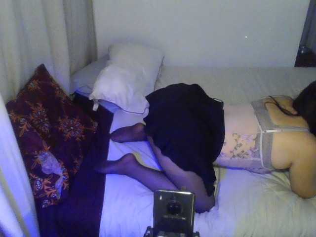 BellaMichu's BongaCams show and profile