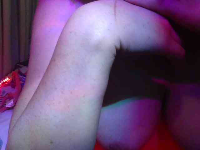 BellaMichu webcam