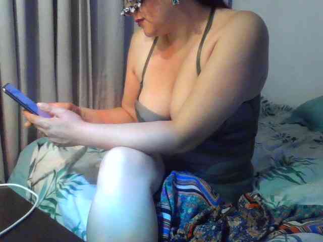 BellaMichu webcam