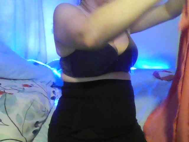 BellaMichu webcam
