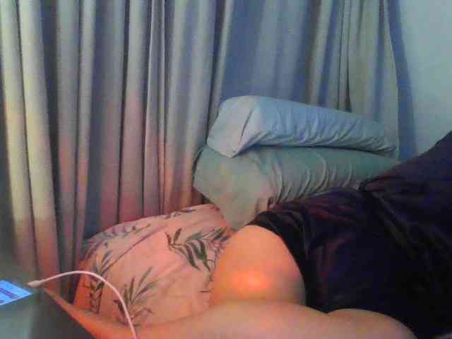 BellaMichu webcam