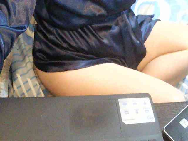BellaMichu webcam