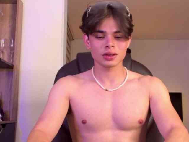 ALEJOOOTWINK