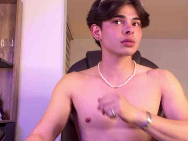 ALEJOOOTWINK