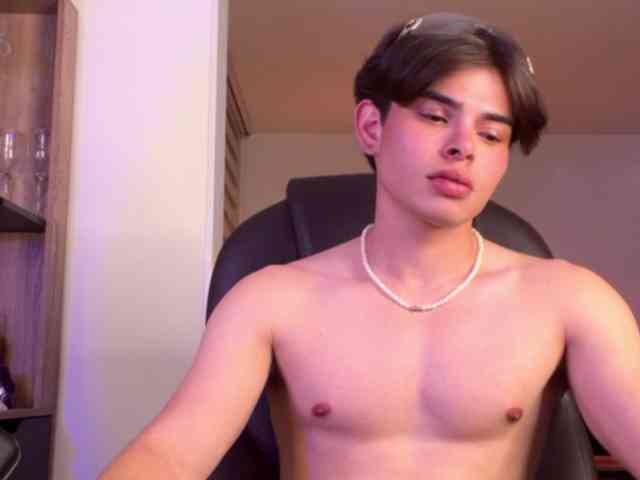 ALEJOOOTWINK