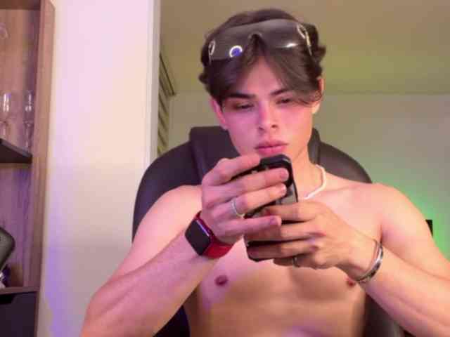 ALEJOOOTWINK