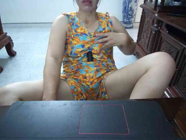 lili8888 webcam