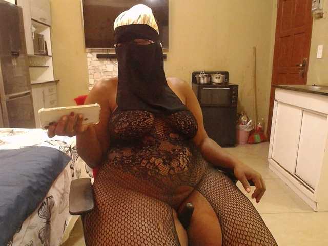 Assqueen90 live webcam show