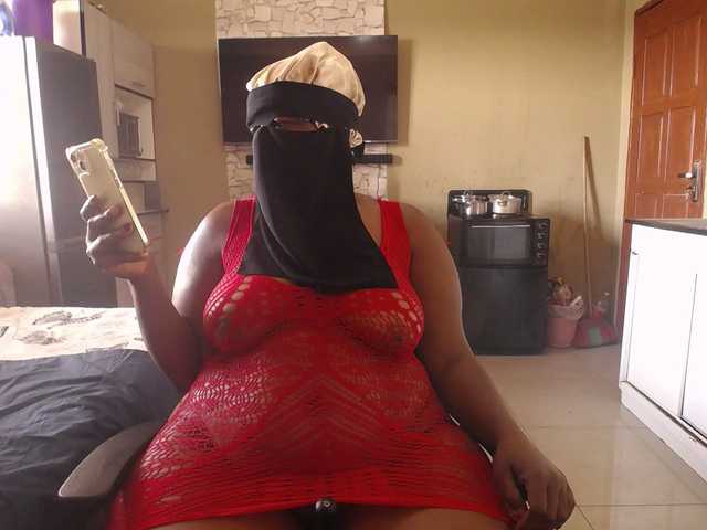 Assqueen90 live webcam show