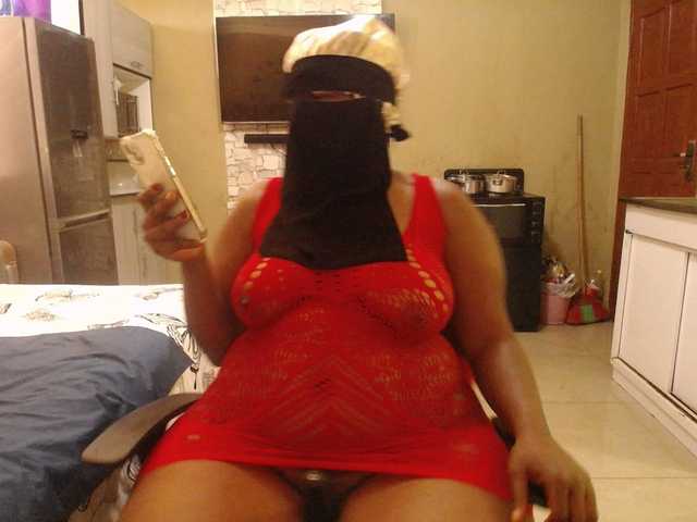 Assqueen90 live webcam show