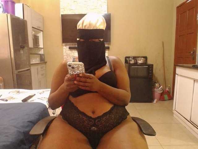 Assqueen90 live webcam show