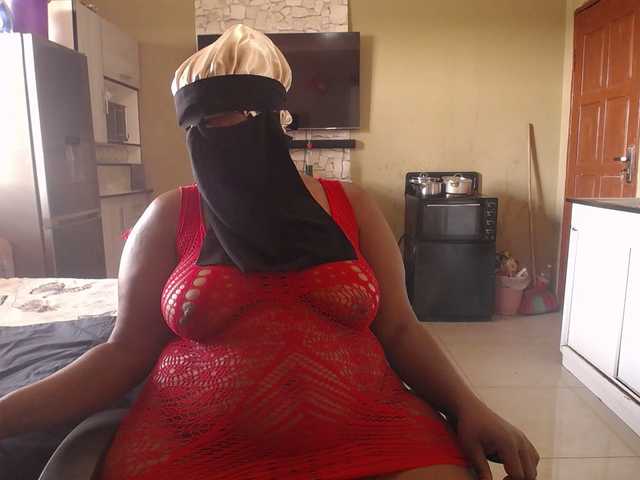 Assqueen90 live webcam show