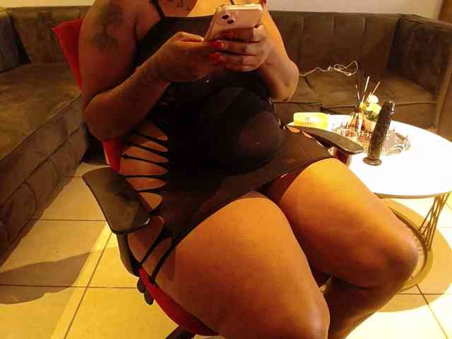 Assqueen90 webcam