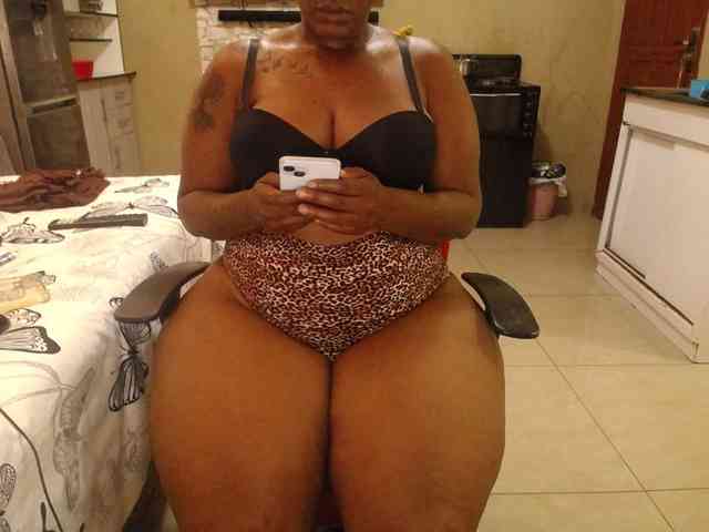 Assqueen90 webcam