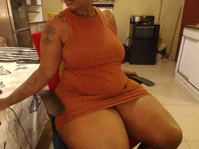Assqueen90 webcam