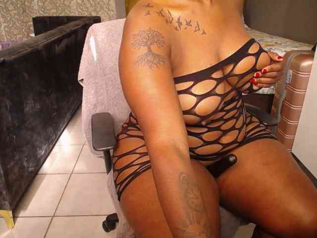 Assqueen90 webcam