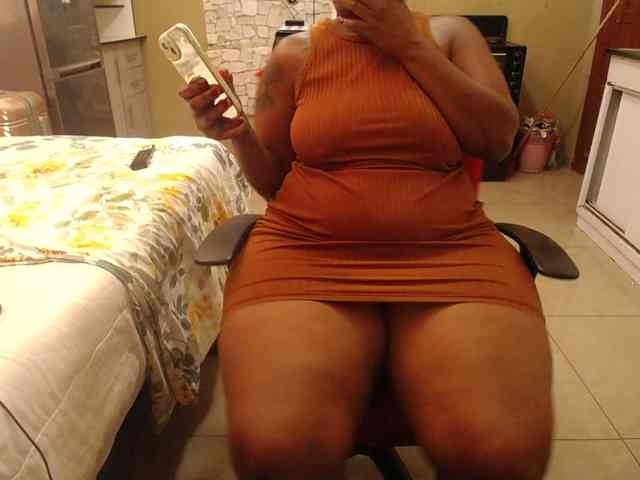 Assqueen90 webcam