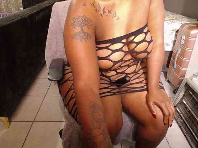 Assqueen90 webcam