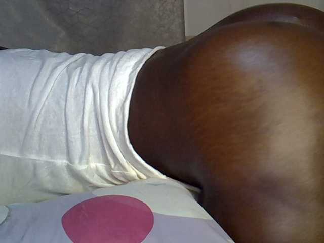 desirdoll23 live webcam show