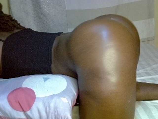 desirdoll23 live cam on BongaCams
