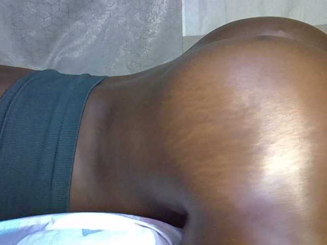 desirdoll23 live webcam show