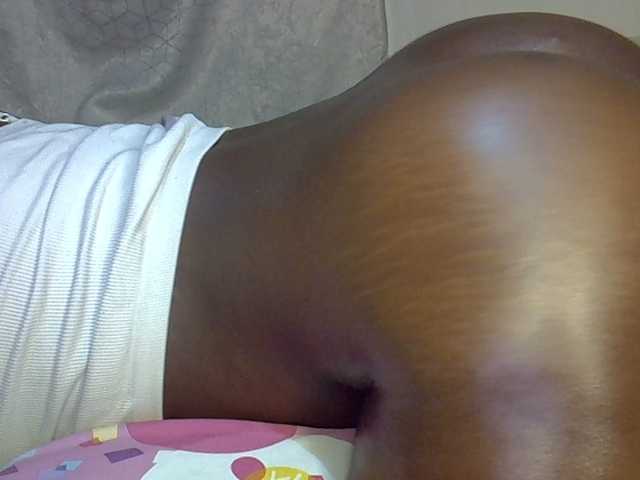 desirdoll23 live webcam show