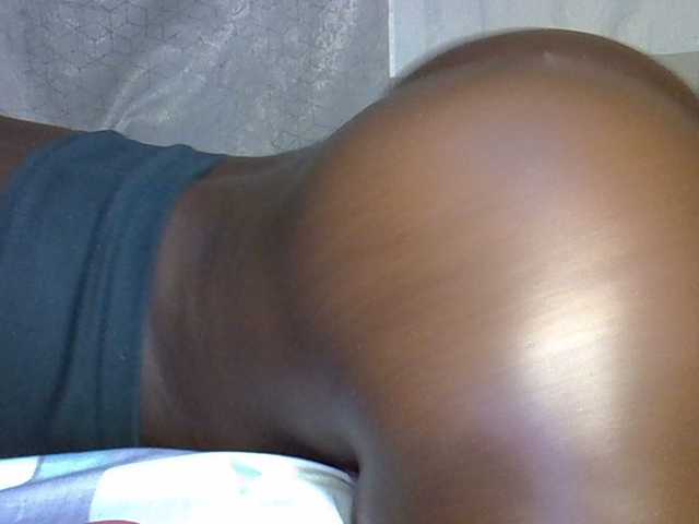 desirdoll23 live webcam show